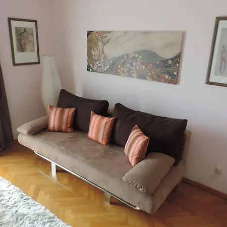 Ferienwohnung Ingrid Anderson アパート フィラハ